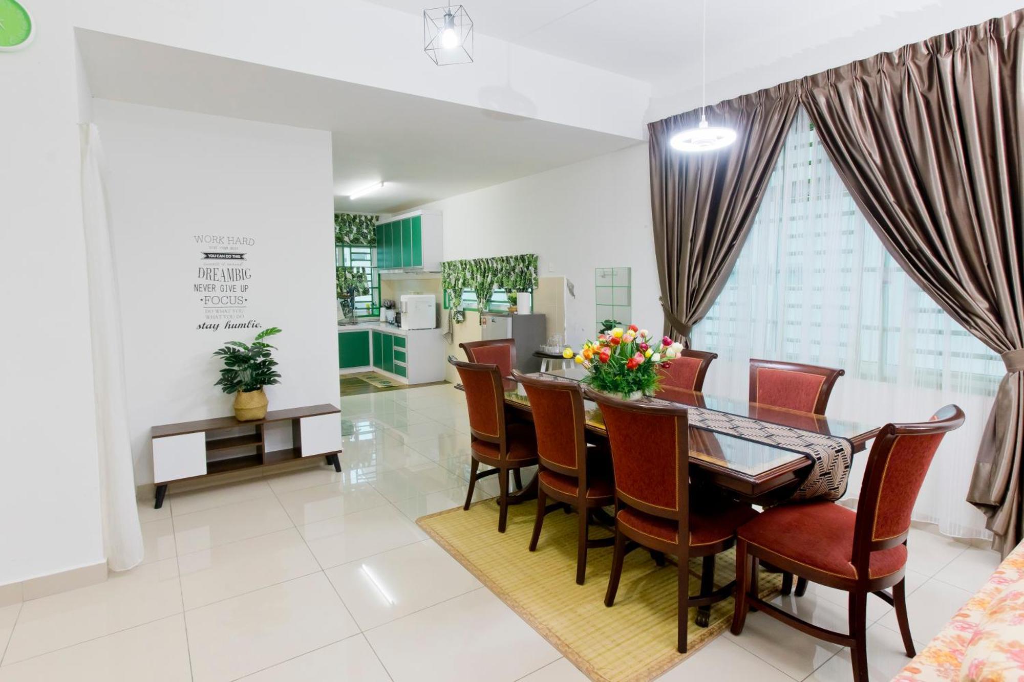 Desaru 16Pax Family With Private Mini Pool & Jacuzzi Villa Kota Tinggi Exterior photo